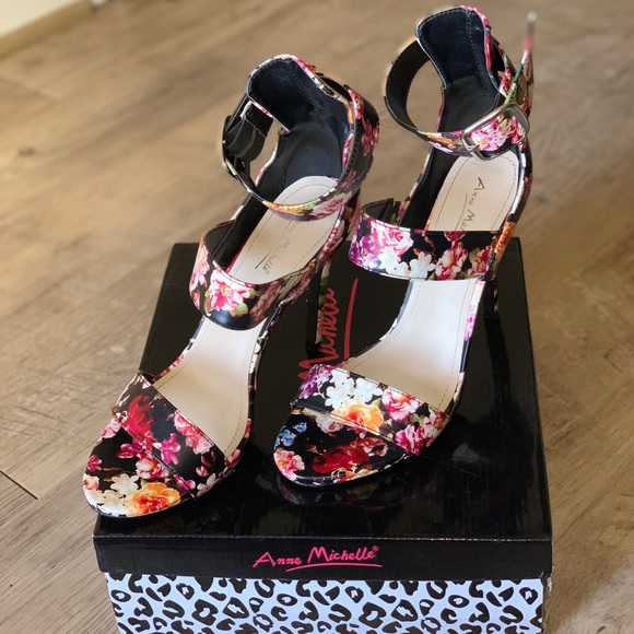 Shoes - Heels